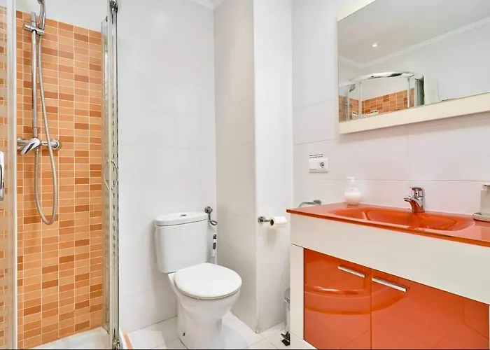 Piso Luminoso A Un Paso Del Mar En Nerja