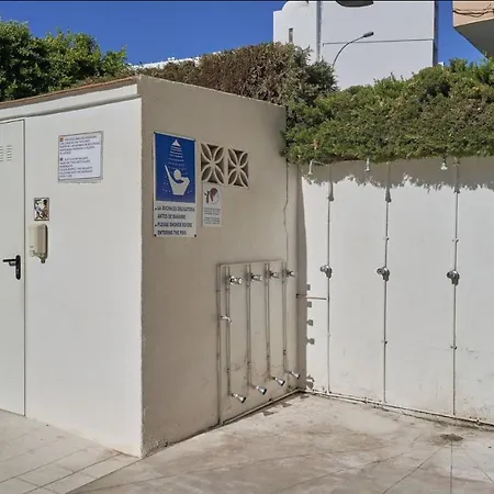 Piso Luminoso A Un Paso Del Mar En * נרחה