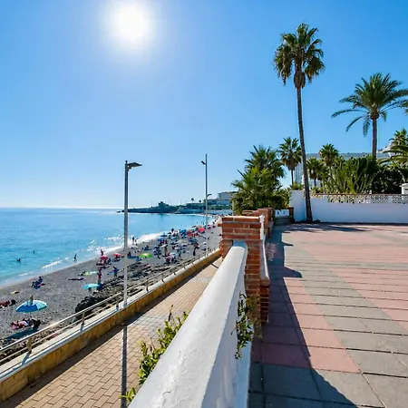 شقة Piso Luminoso A Un Paso Del Mar En نيرخا