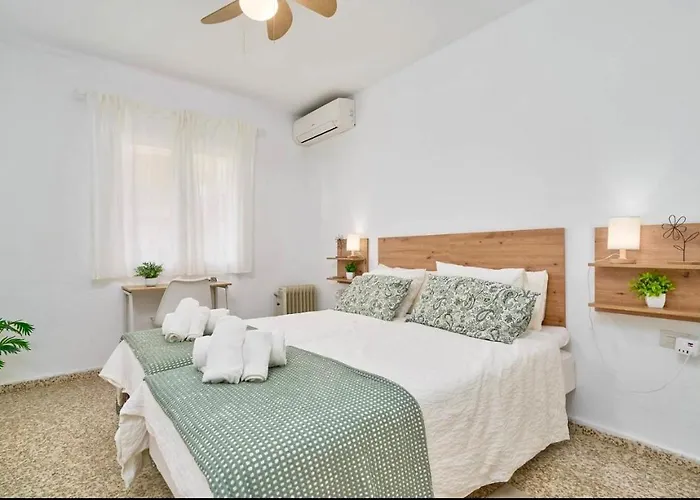 Piso Luminoso A Un Paso Del Mar En *